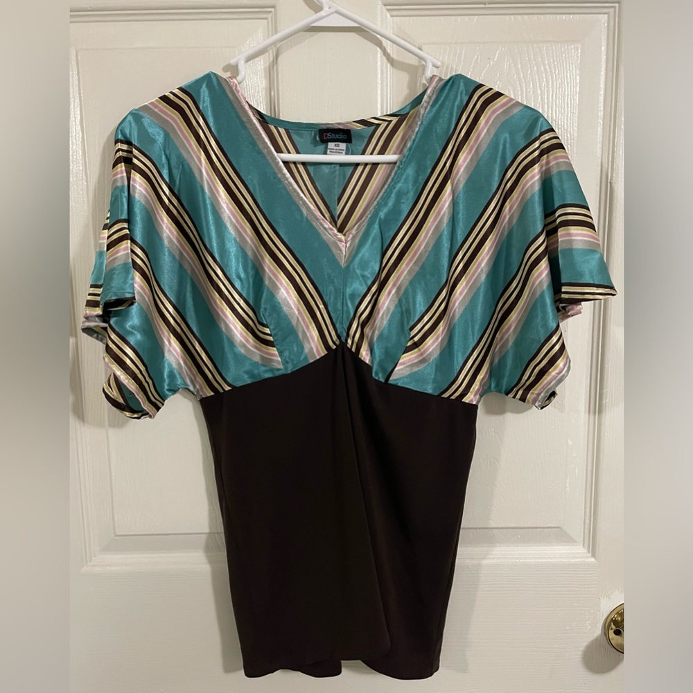 Chic Striped V-Neck Dress